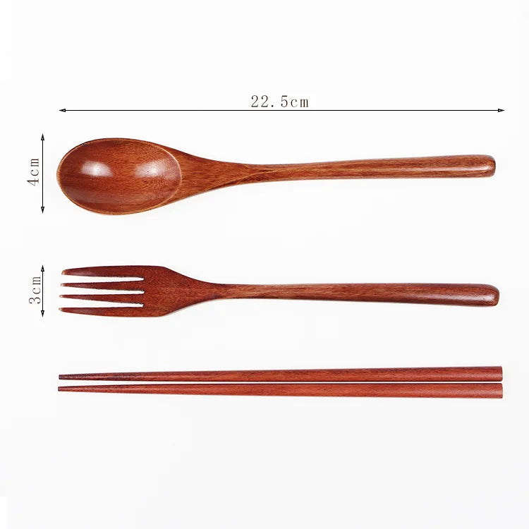 Wooden cutlery set with spoon, fork, and chopsticks displayed with measurements showing 22.5cm length and 4cm spoon width.